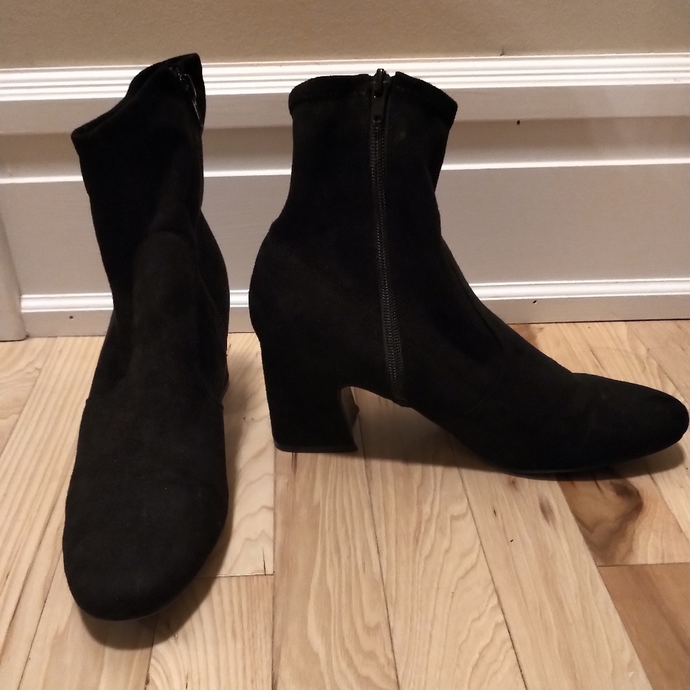 Ankle Tight Black Heeled Boots
